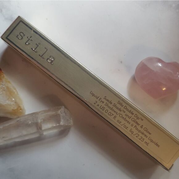 STILA Suede & Glitter & Glow liquid Eyeshadow Coral Reef - Picture 8 of 12